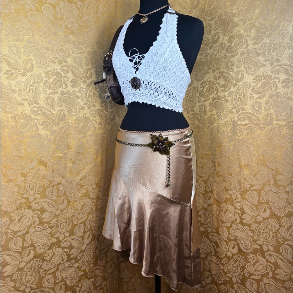 ✨Vintage Y2K Boho Gold Satin Asymmetrical Midi Skirt✨ - Picture 2 of 7